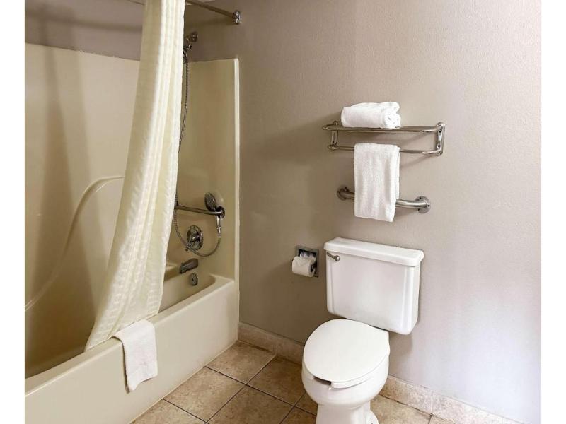 Motel 6 Atlanta GA Atlanta Airport East image