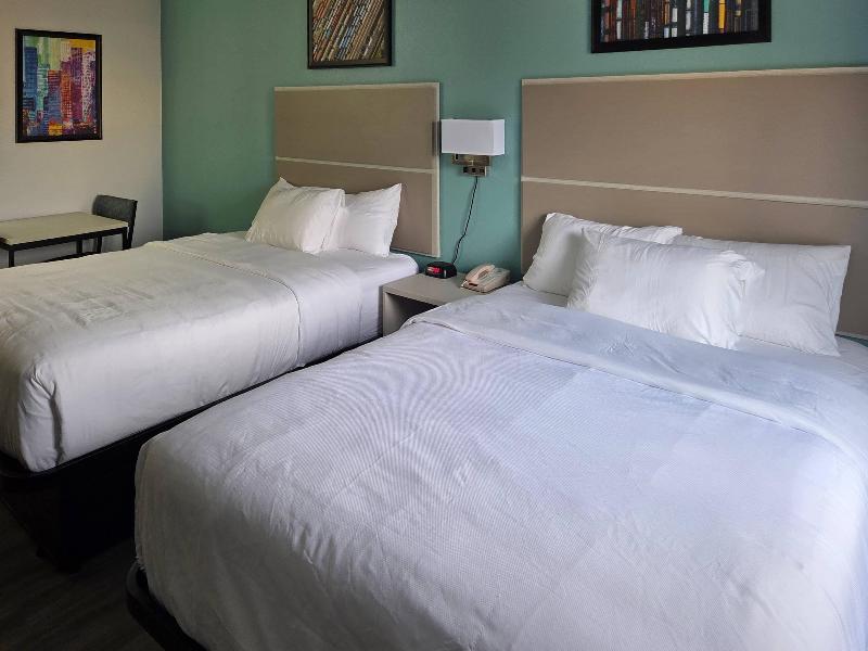 MainStay Suites LeClaire - Quad Cities image