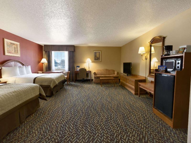 Baymont By Wyndham Oklahoma City Airport image