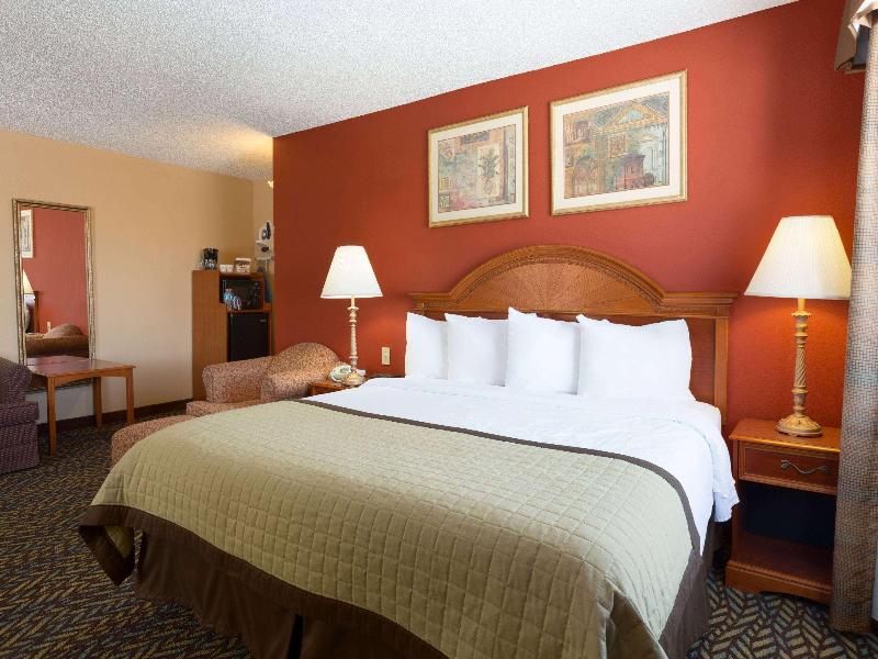 Baymont By Wyndham Oklahoma City Airport image