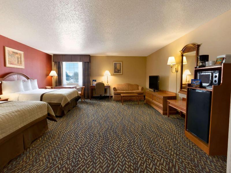 Baymont By Wyndham Oklahoma City Airport image