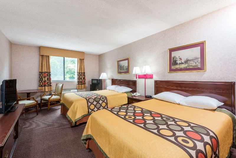Super 8 By Wyndham Hancock Md image