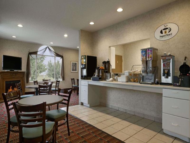 Super 8 By Wyndham Corydon image