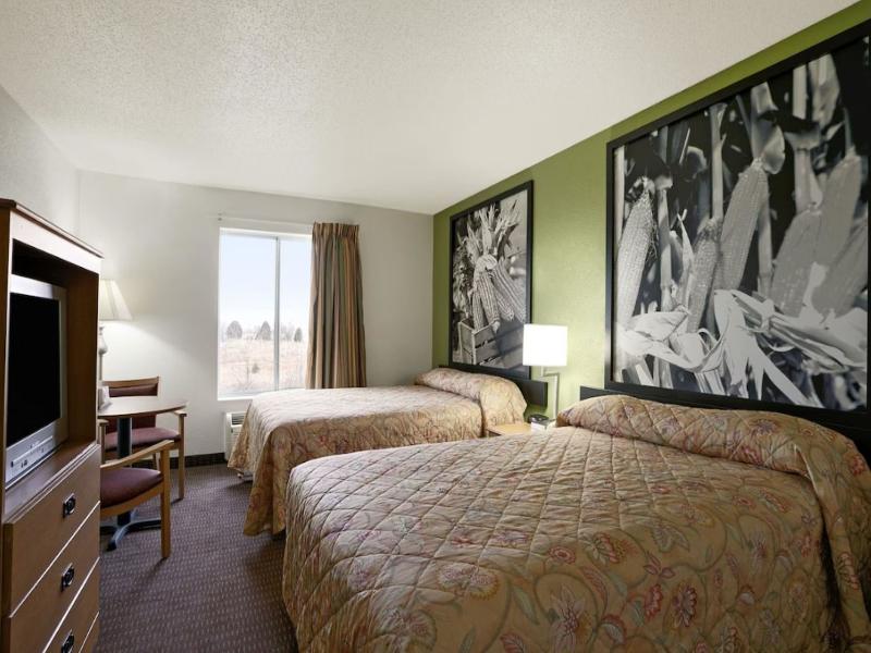 Super 8 By Wyndham Corydon image