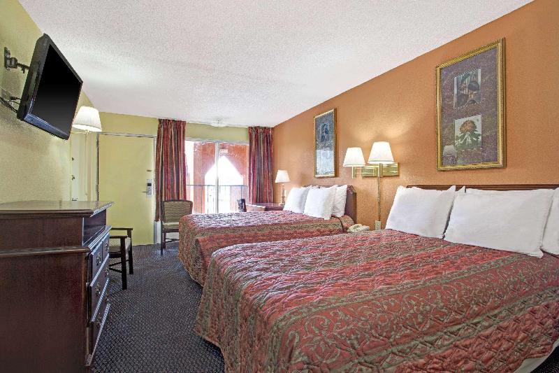 Days Inn by Wyndham Benson image