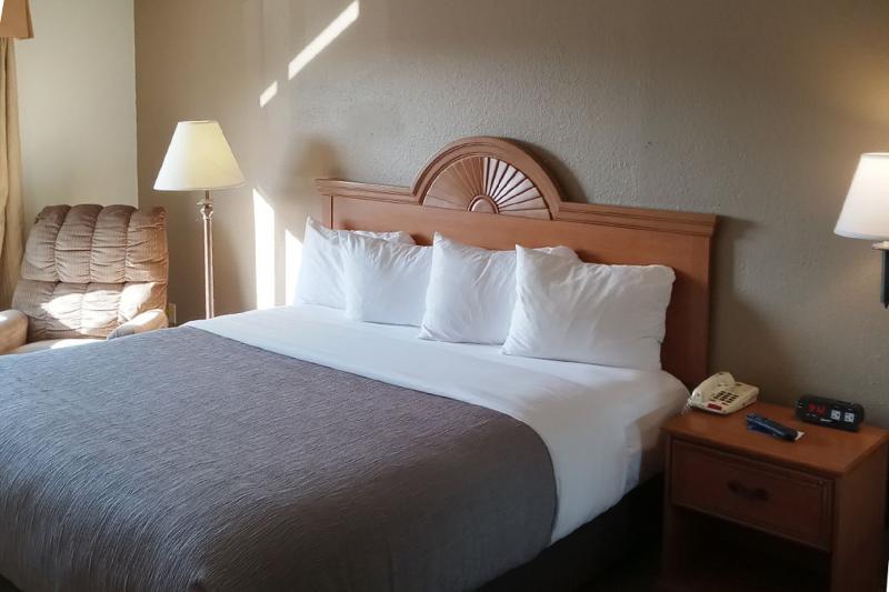 Quality Inn Huntington Wv image