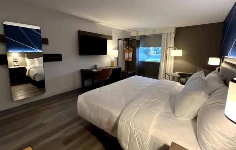 Comfort Inn Princeton IL image