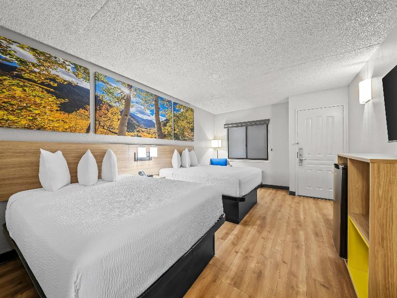 Days Inn by Wyndham Buena Park image