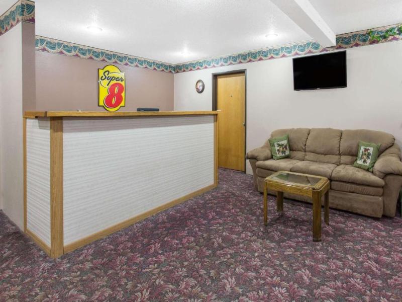 Super 8 by Wyndham Austell/Six Flags image