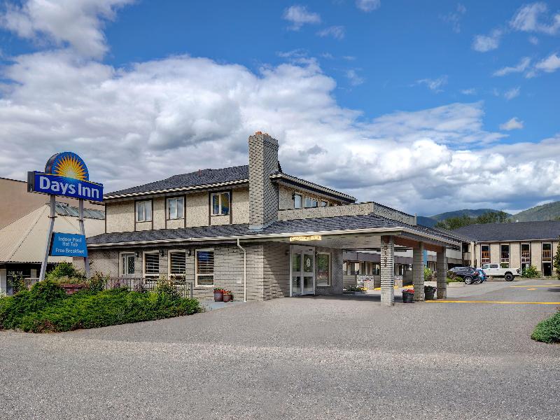 Days Inn By Wyndham Vernon image