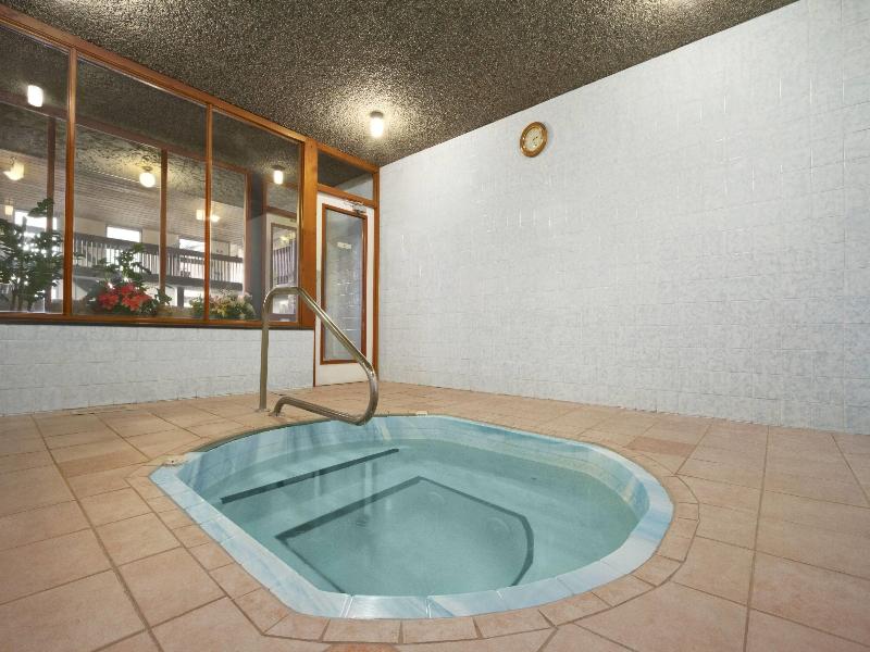 Days Inn By Wyndham Vernon image