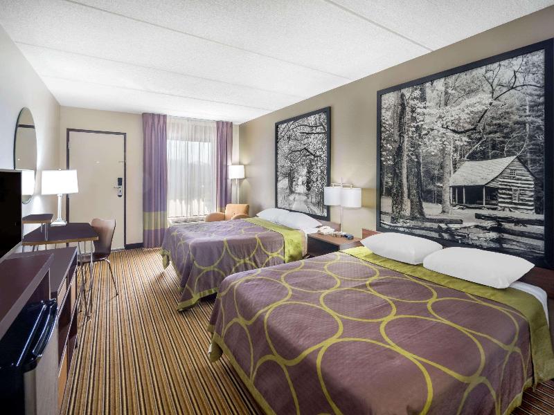 Super 8 By Wyndham Knoxville North/Powell — photo 4