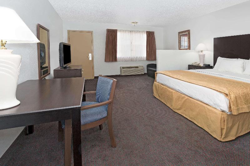 Hotel Days Inn & Suites by Wyndham Santa Rosa
