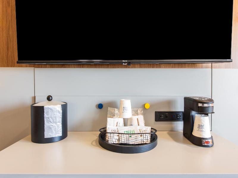 Microtel Inn & Suites By Wyndham London image