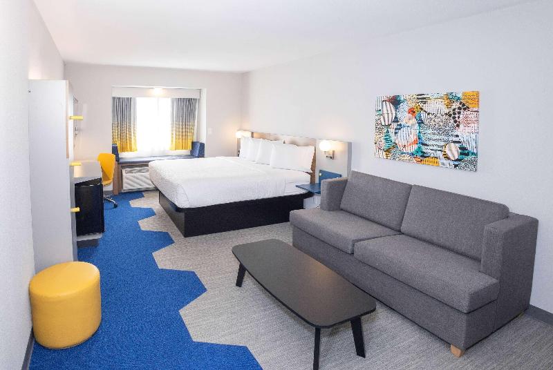 Microtel Inn & Suites By Wyndham Olean/Allegany image