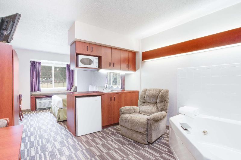 Microtel Inn & Suites By Wyndham Olean/Allegany image