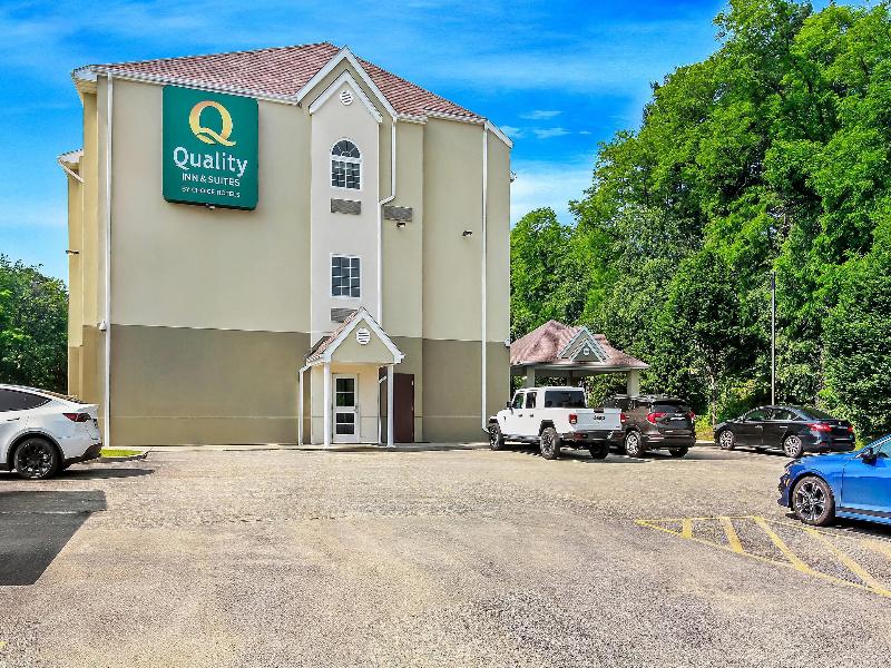 Quality Inn & Suites image