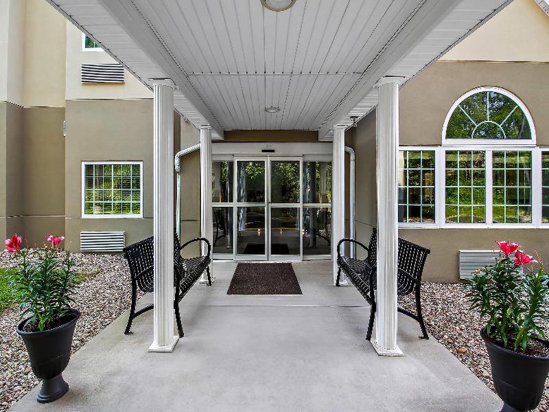 Quality Inn & Suites image