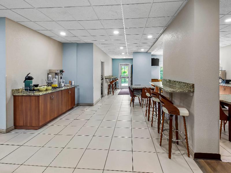Quality Inn & Suites image