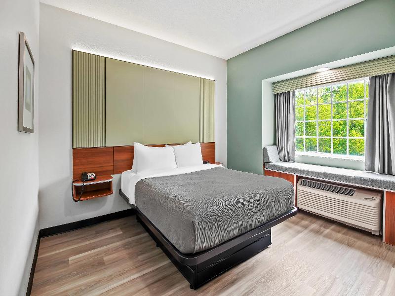 Quality Inn & Suites image