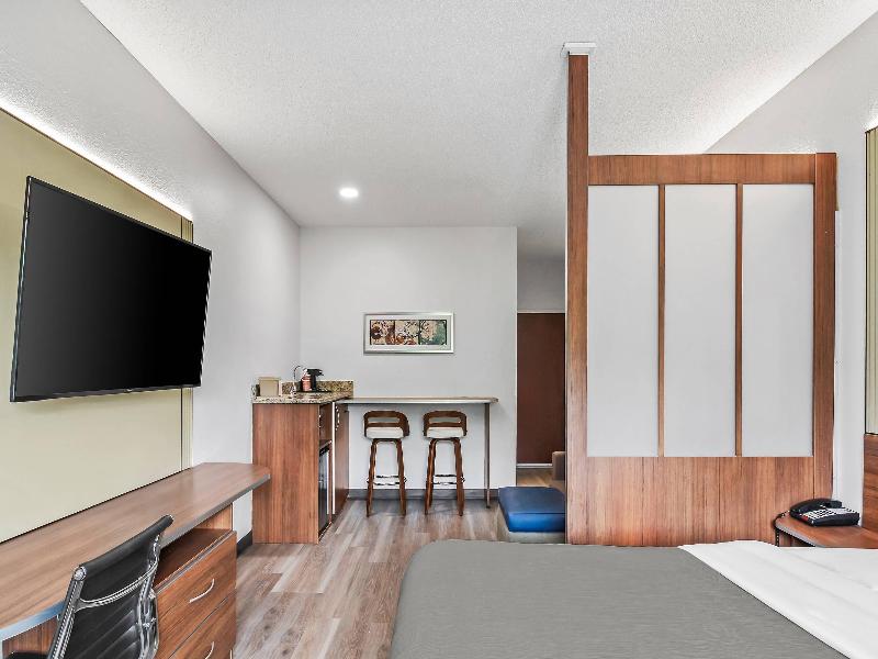 Quality Inn & Suites image