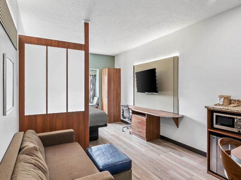 Quality Inn & Suites image
