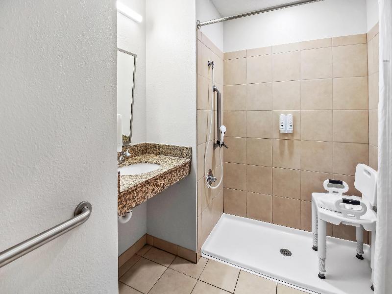 Quality Inn & Suites image