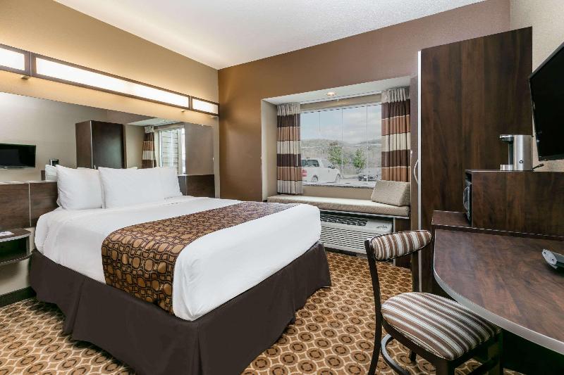 Bed room