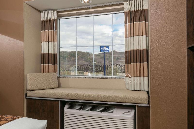 Sleep Inn & Suites