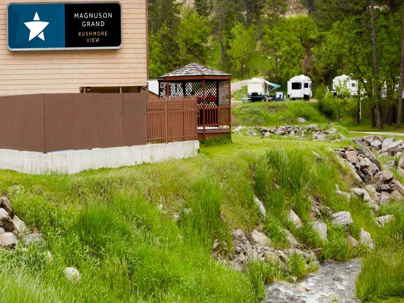 Magnuson Grand Rushmore View image