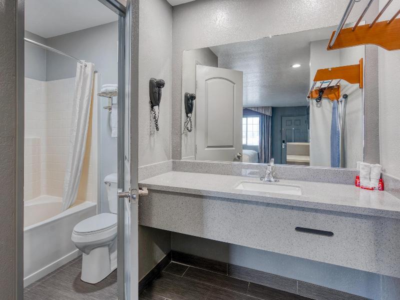 SureStay Hotel by Best Western Ukiah image