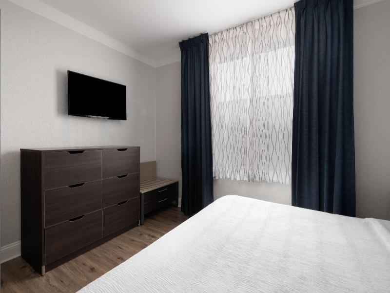 Wingate by Wyndham Savannah Gateway image