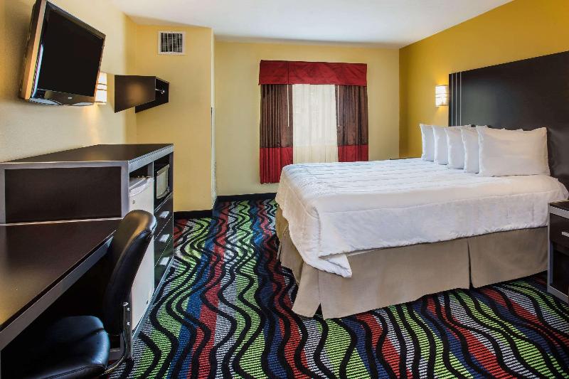 Hotel Days Inn & Suites Wyndham Augusta Near Fort Gordon