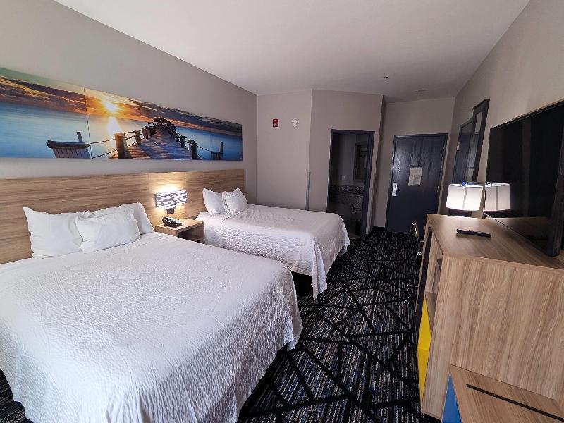 Room TWO QUEEN BEDS NON SMOKING