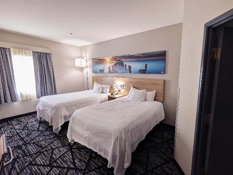 Room TWO QUEEN BEDS NON SMOKING