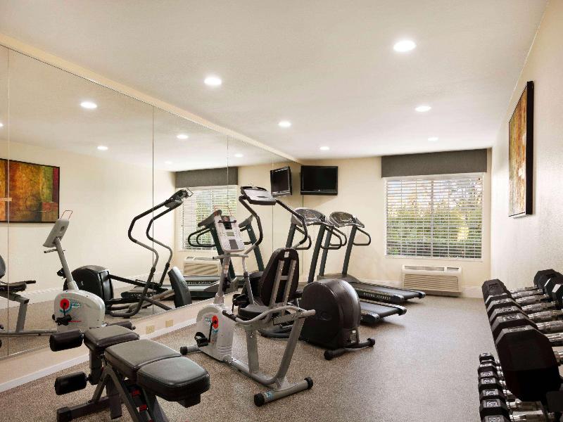 Wingate By Wyndham San Marcos image