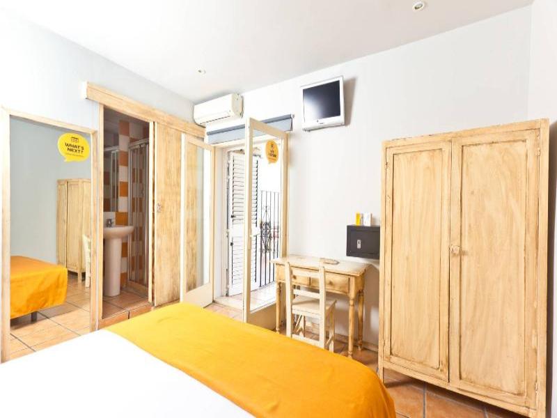Ten Hostel image