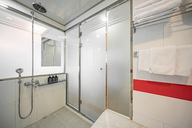 Inchon Prince Tourist Hotel image