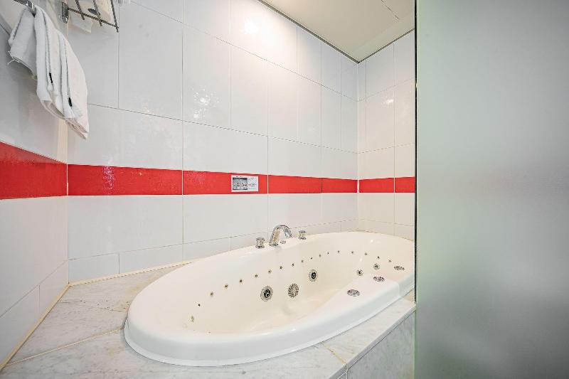 Inchon Prince Tourist Hotel image