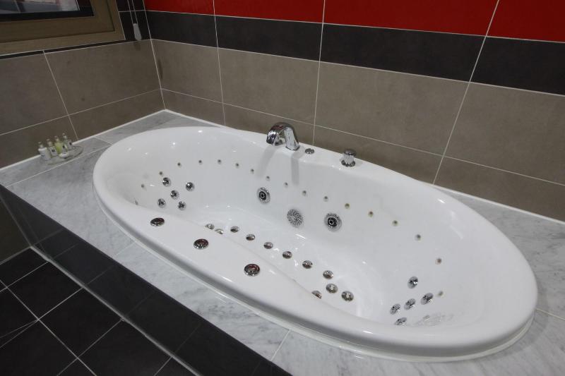 Inchon Prince Tourist Hotel image