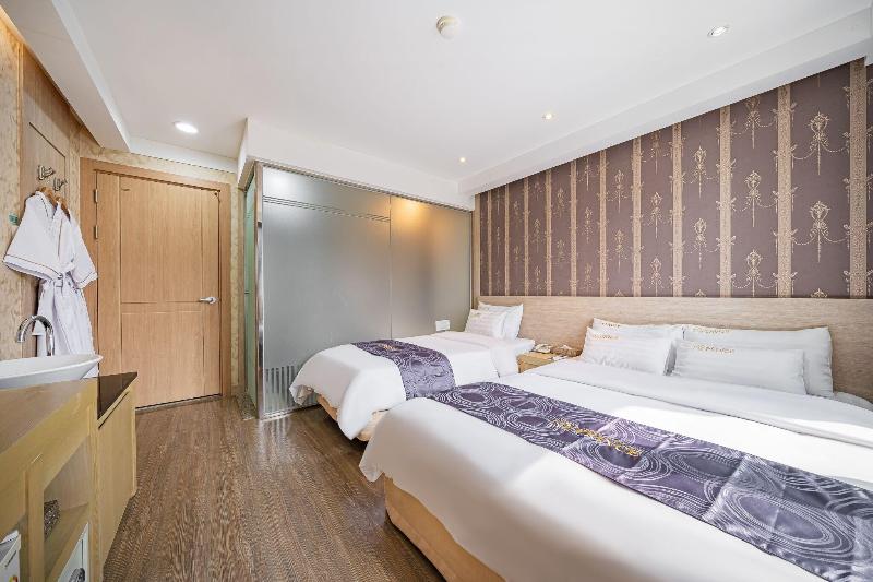 Inchon Prince Tourist Hotel image