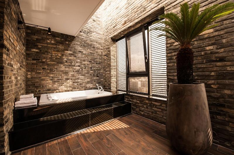 Sr Hotel Sadang image