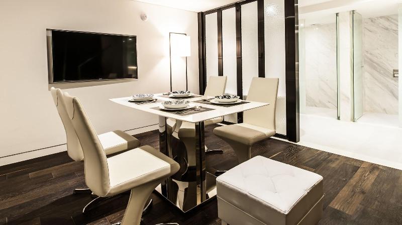 Sr Hotel Sadang image