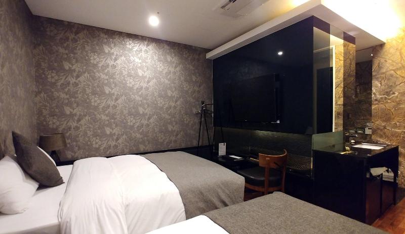 Sr Hotel Sadang image