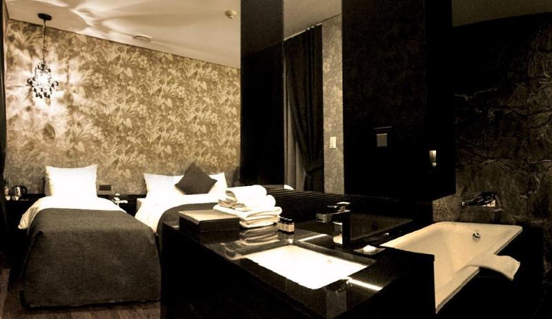 Sr Hotel Sadang image