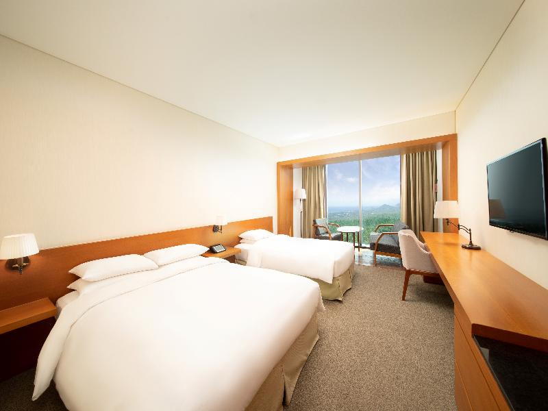 WE Hotel gallery photo 25