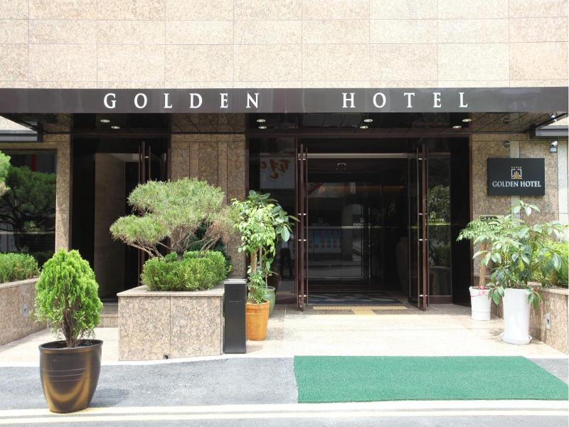 Golden Hotel image