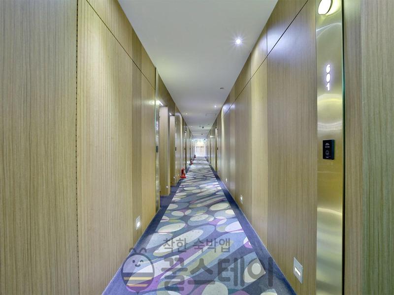 Golden Hotel image