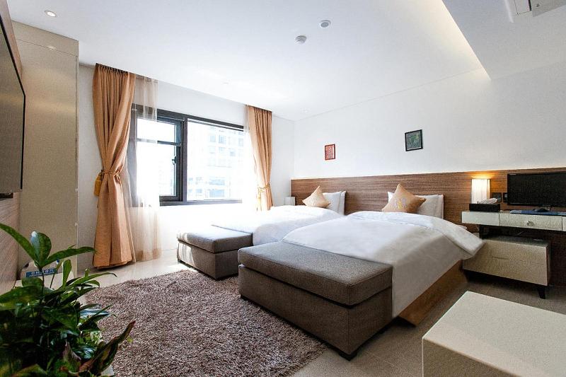 Golden Hotel image