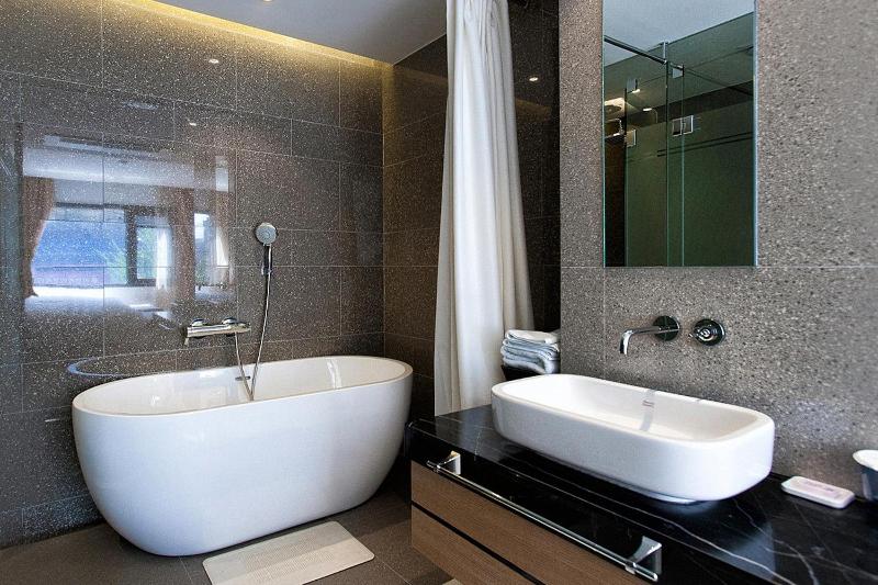 Golden Hotel image